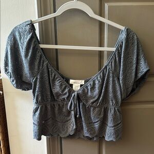 Cropped short sleeve